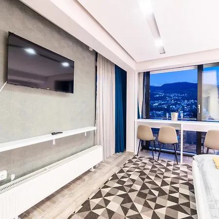 Luxury Mejtas Hills - Old Town