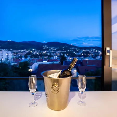 Luxury Mejtas Hills - Old Town